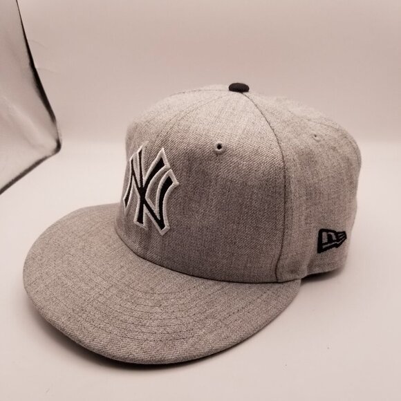 New Era New York Yankees Hat Size 7 1/4 - Picture 3 of 7